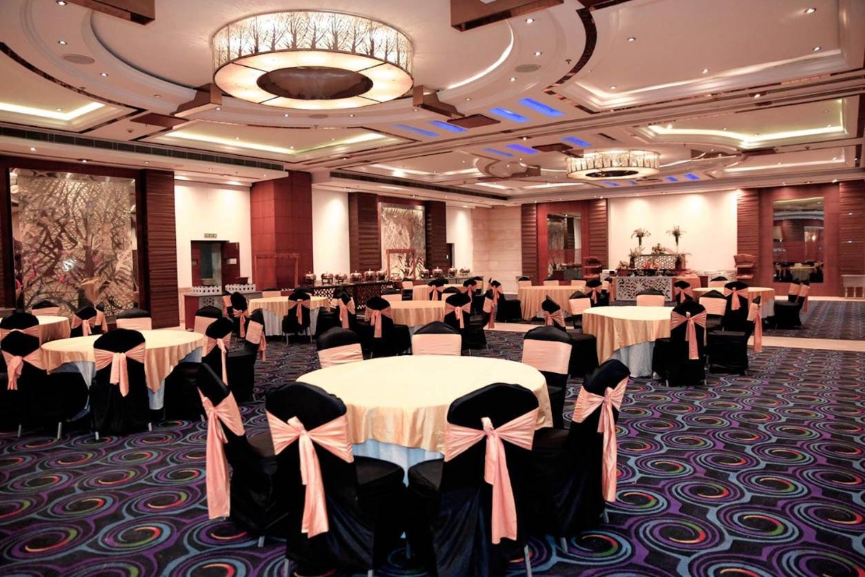 Club Florence Gurgaon Extérieur photo