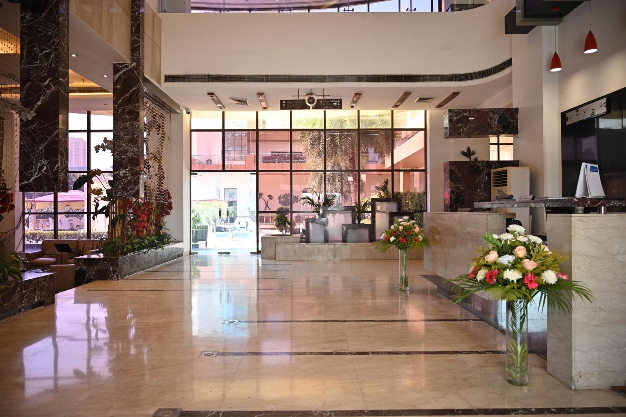 Club Florence Gurgaon Extérieur photo