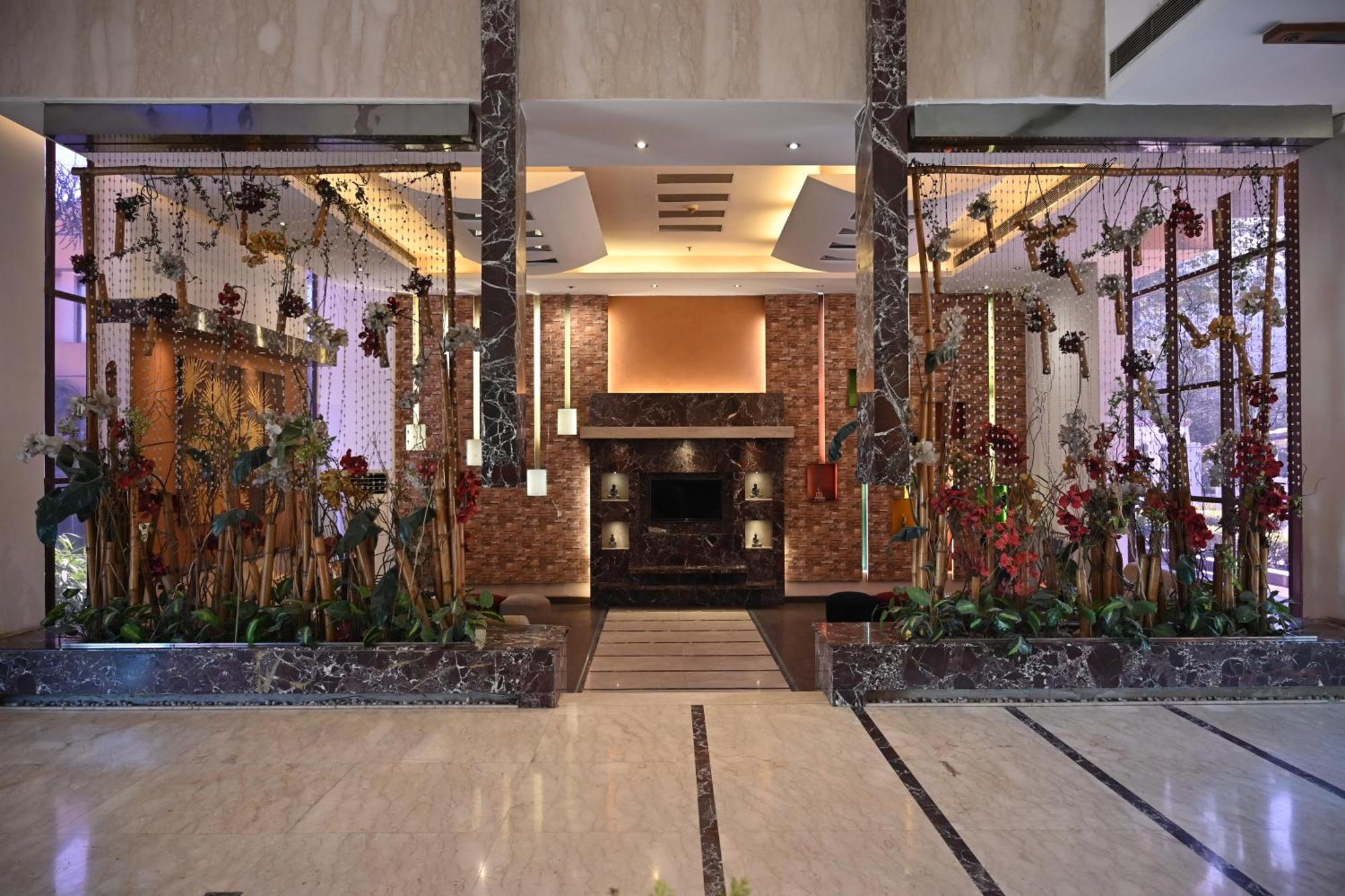 Club Florence Gurgaon Extérieur photo